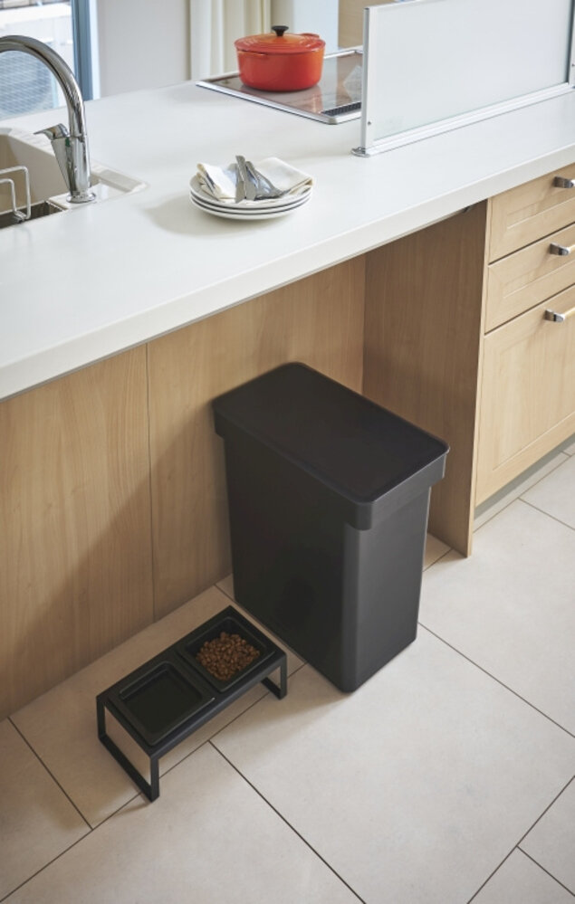 Yamazaki Yamazaki Huisdier Voedselcontainer (12kg) - Tower - Black