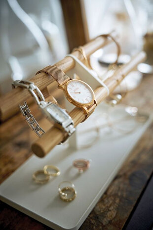 Yamazaki Yamazaki  Horloge- & Accessoire Standaard - Tosca