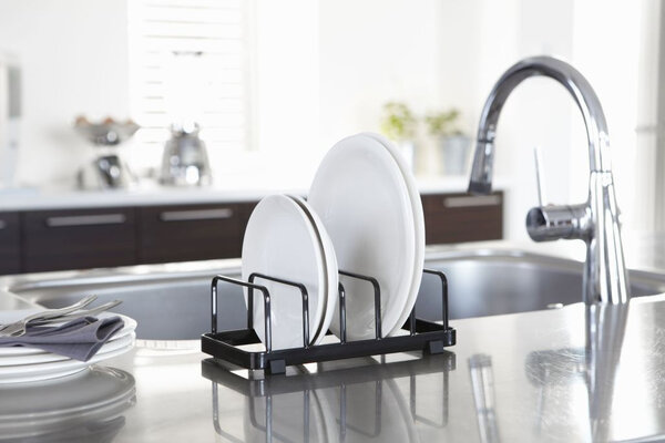 Yamazaki Yamazaki Bordenrek - Tower - Black Yamazaki Yamazaki Bordenrek - Tower - Black