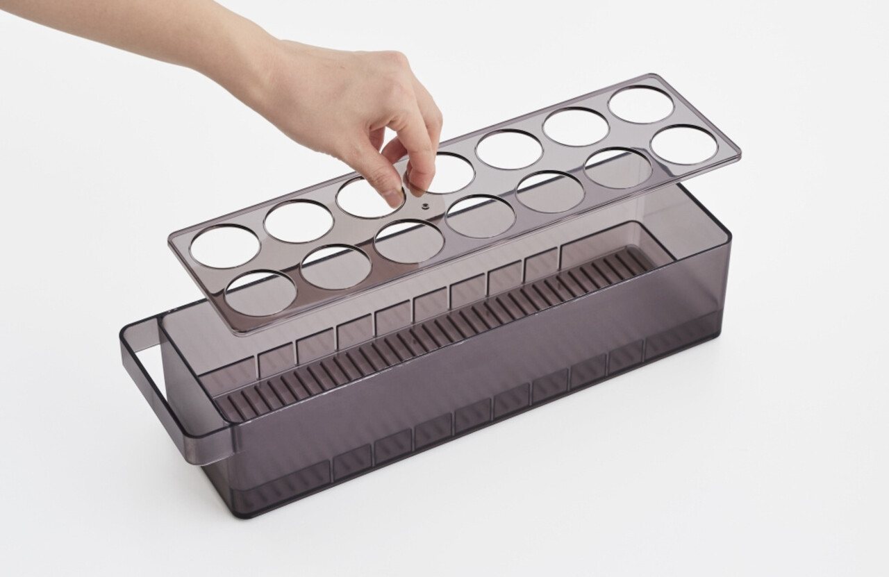 Yamazaki Yamazaki Koelkast Eierrekje - Tower - Black Yamazaki Yamazaki Koelkast Eierrekje - Tower - Black