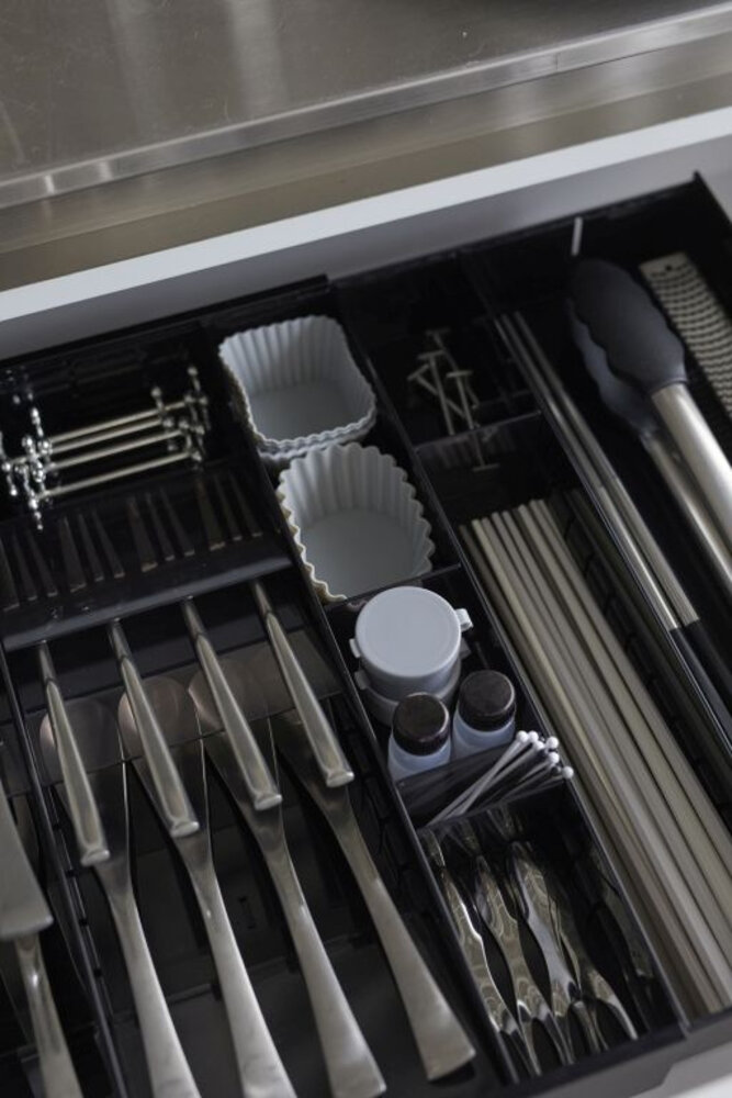 Yamazaki Yamazaki Bestekbak Uitschuifbaar - Tower - Black Yamazaki Yamazaki Bestekbak Uitschuifbaar - Tower - Black