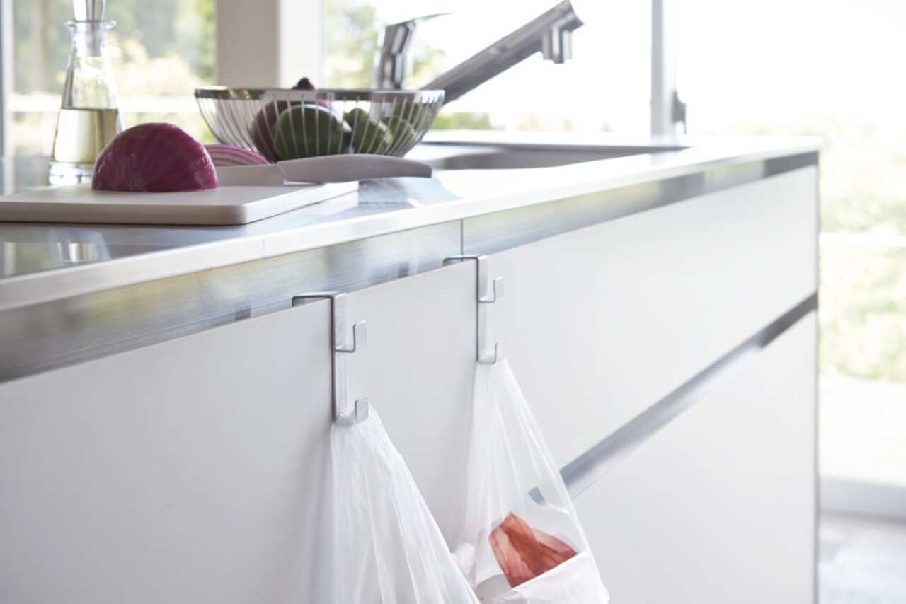 Yamazaki Yamazaki keukendoek haak voor keukenkast - Tower - white Yamazaki Yamazaki keukendoek haak voor keukenkast - Tower - white