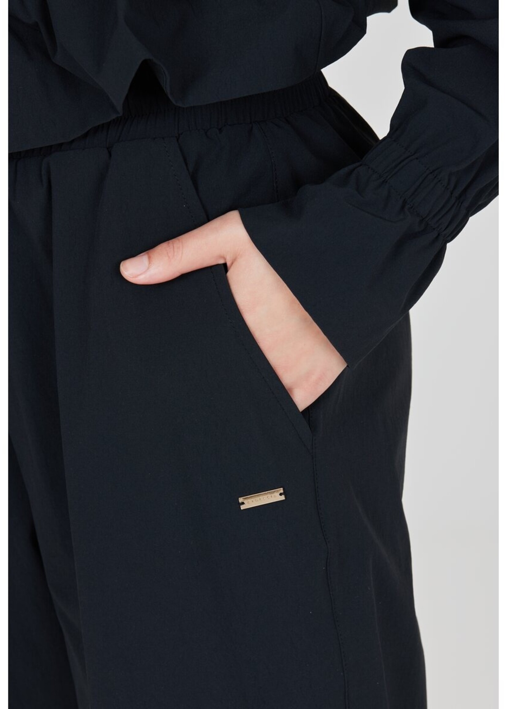Athlecia Hero W Track Pants