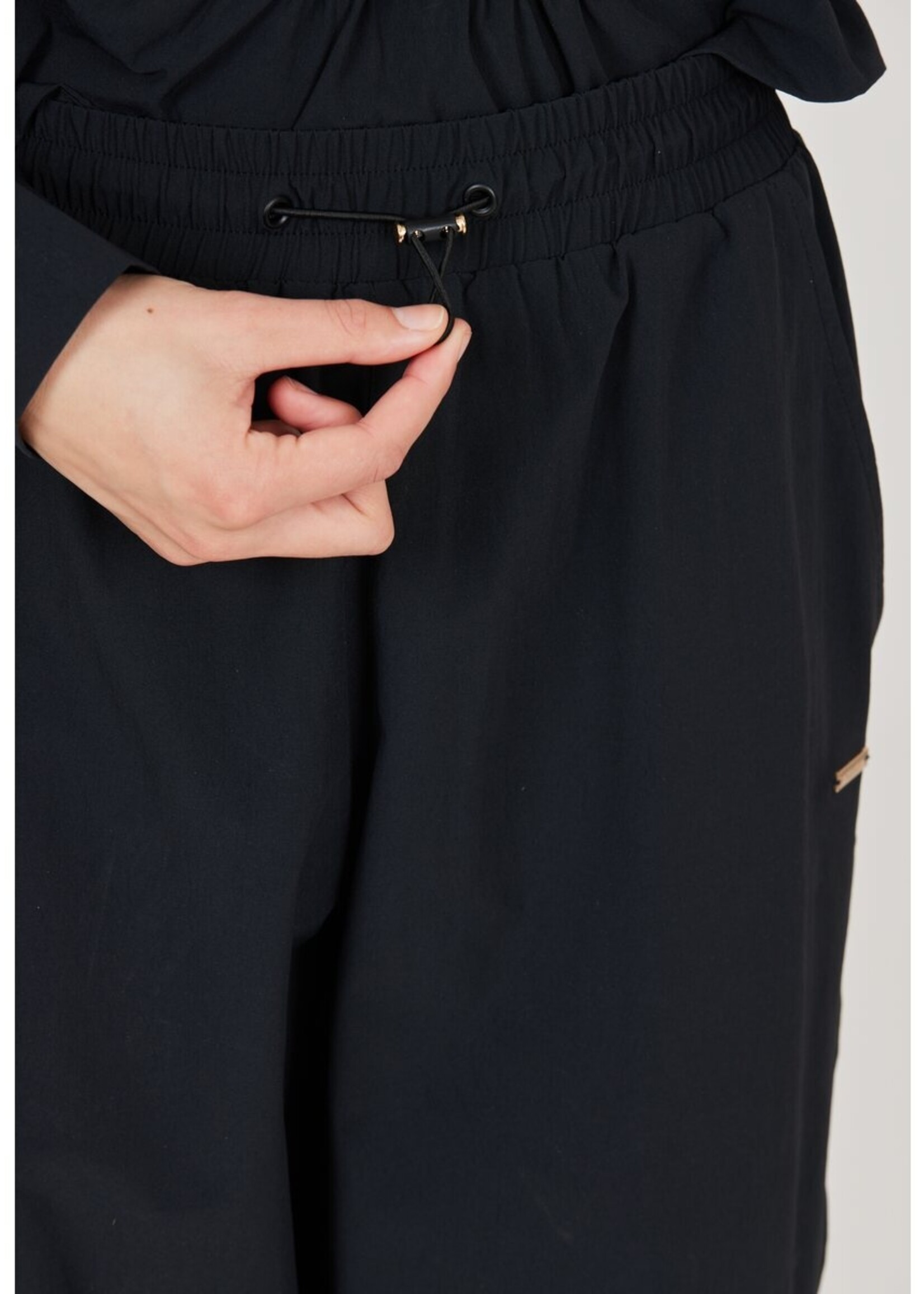 Athlecia Hero W Track Pants