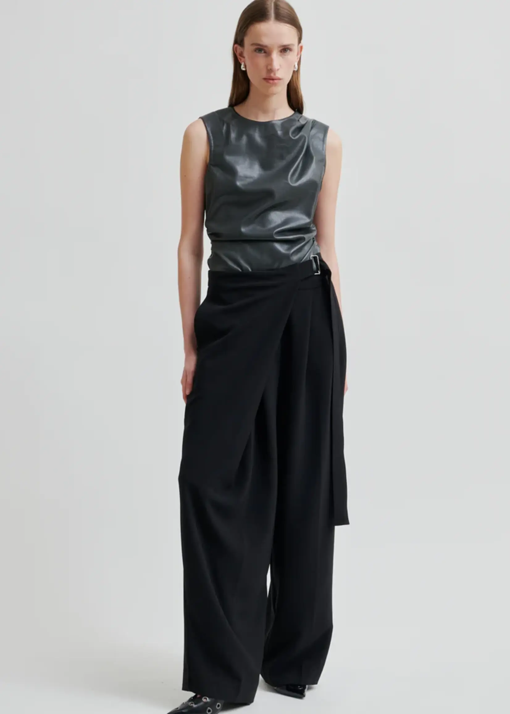 Second Female Seerie Top