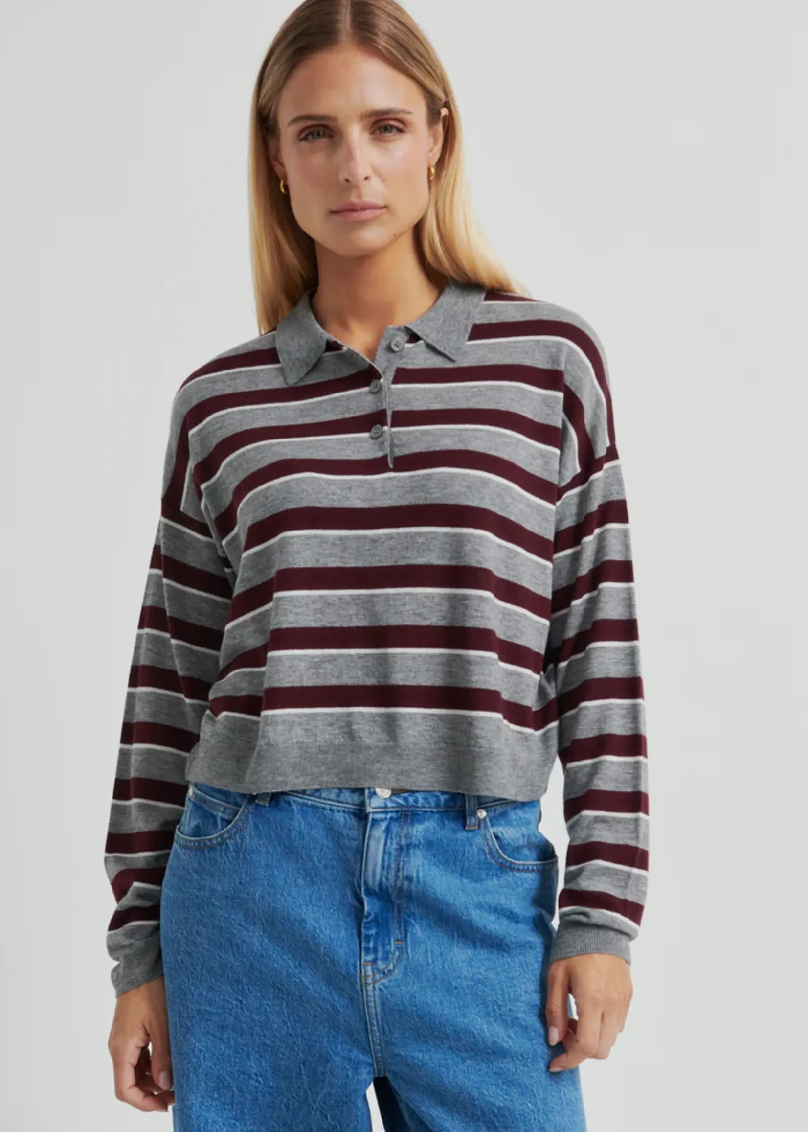 Second Female Miley Knit Collar