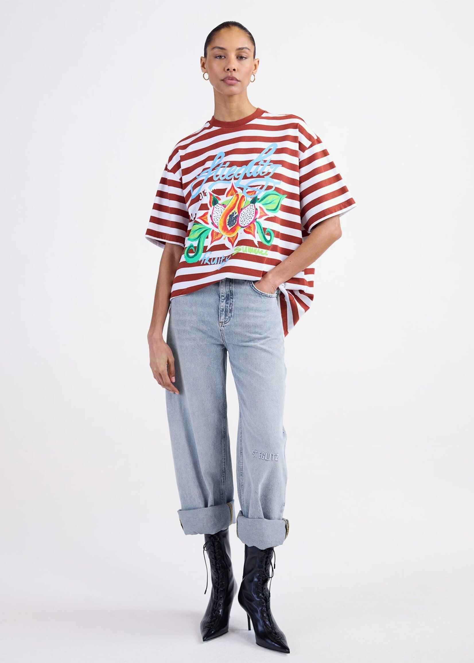 Stieglitz Jovita Oversized T-shirt