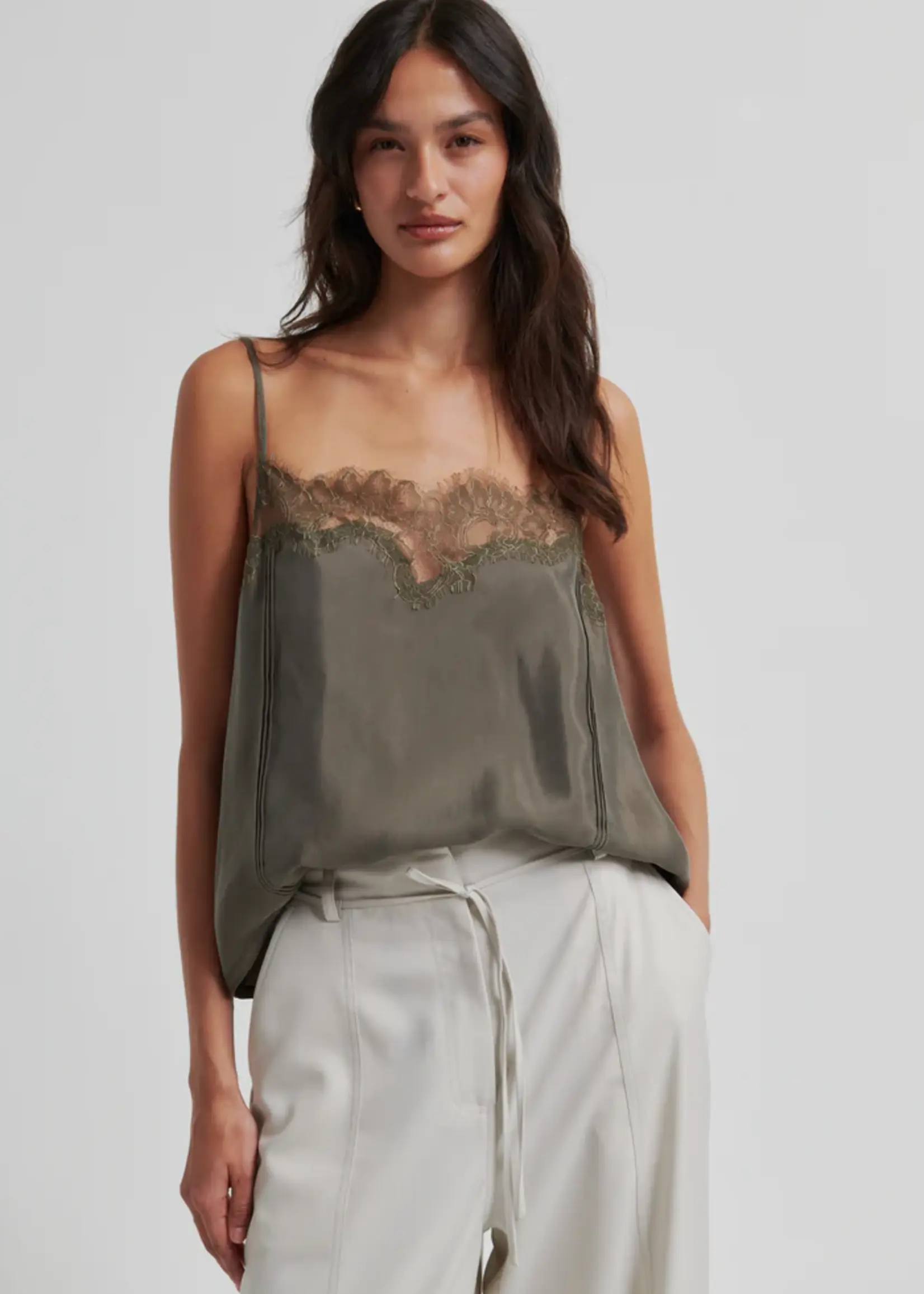 Second Female Damia Straptop