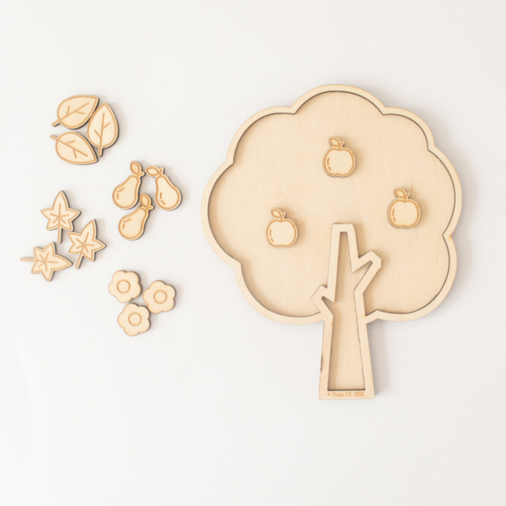 Studio de Rijk Houten vulvorm boom voor in sensory play speelbak