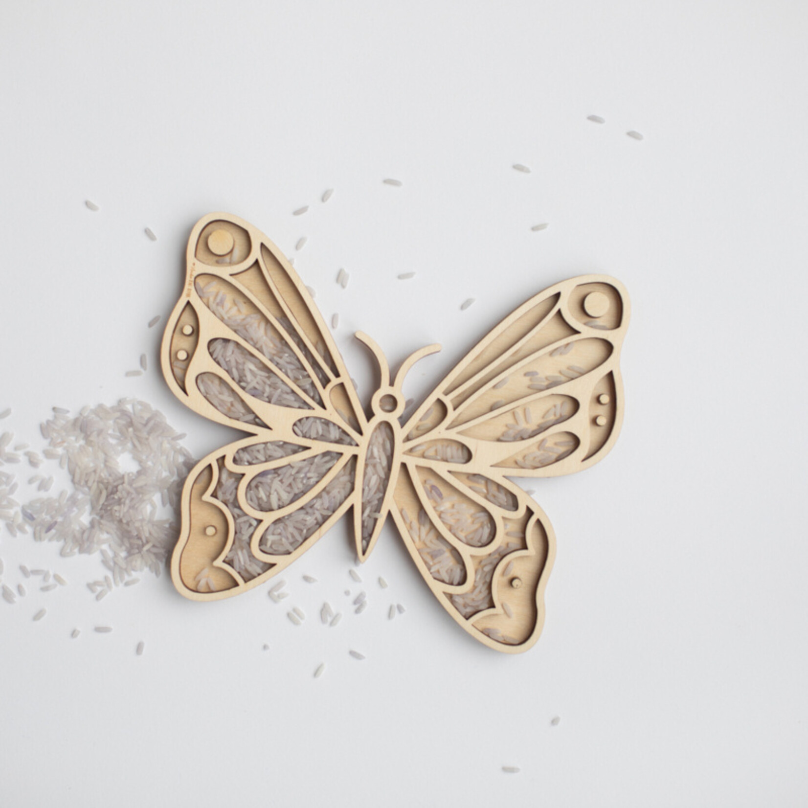 Studio de Rijk Houten vulvorm vlinder voor in sensory play speelbak