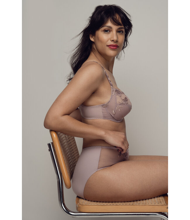 Juliette Hoge Tailleslip Estelle Oudroze