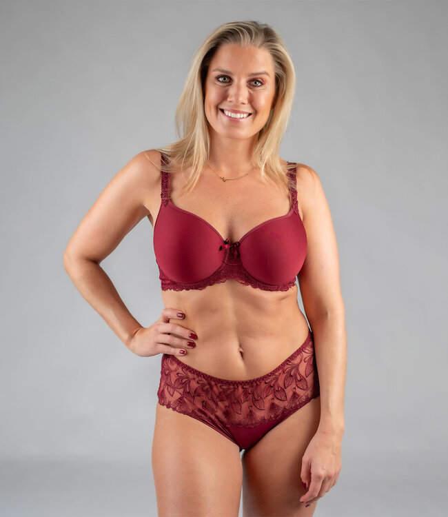 Juliette Jackie Spacer Shorty Merlot