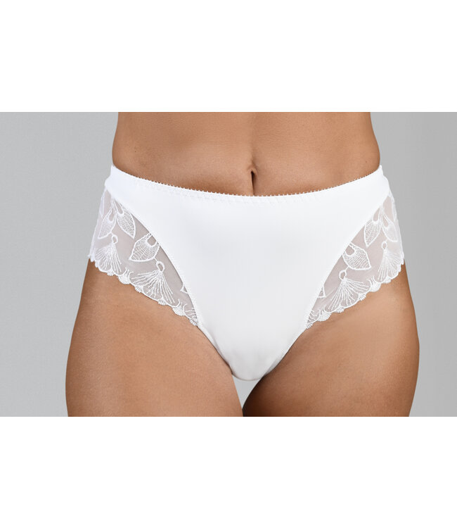 Juliette Jackie Spacer String White