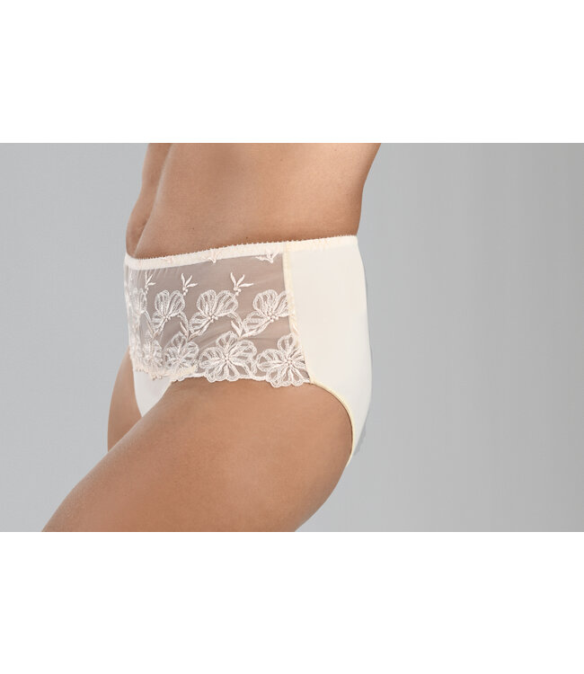 Juliette Shorty Estelle Misty Bloom