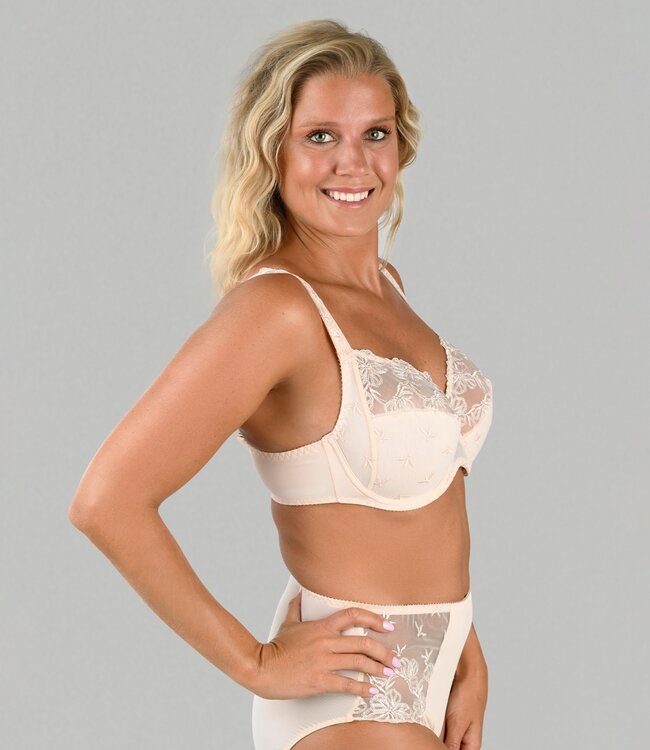 Juliette  SG Estelle Misty Bloom