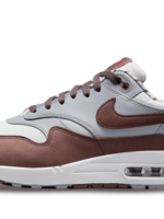 Nike 4