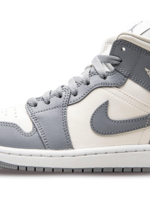 Nike Jordan 1 Mid Stealth