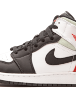 Nike Jordan 1 Mid SE White Black Red Spruce (gs)