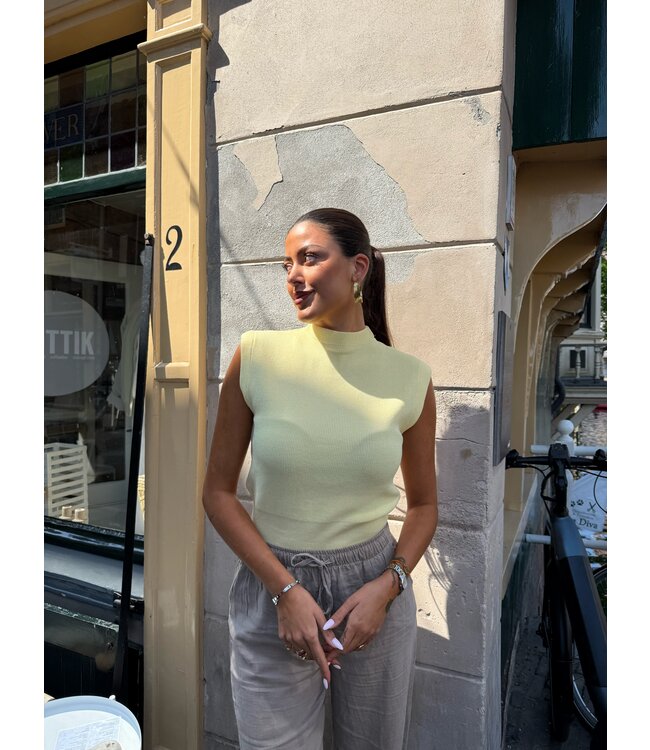 Mace Top Butter Yellow