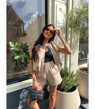 Short Ambika Giada Beige