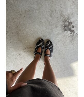 The Studded Ballerina Black