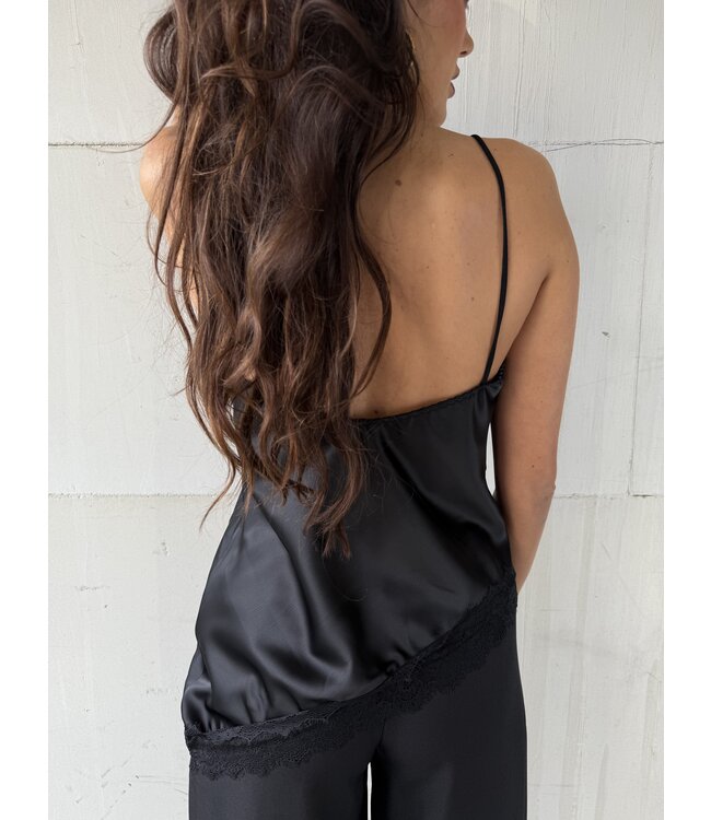The Satin Top Lace Black