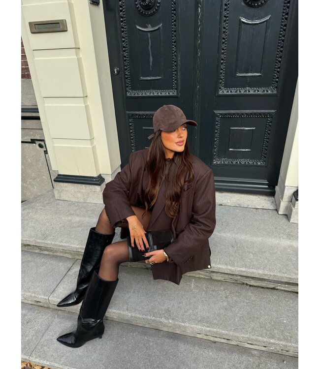 The Statement Blazer Brown