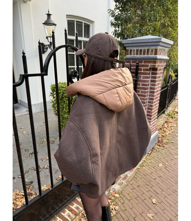 The Fall Jacket Brown