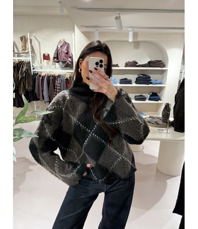 Fluffy Plaid Pullover Taupe