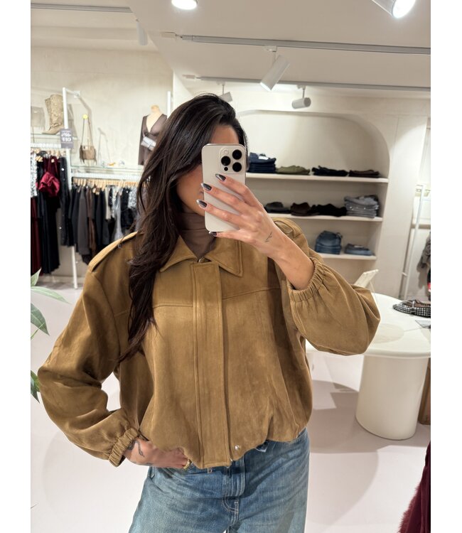 The Suede Jacket Foxie Camel