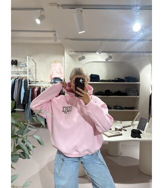 The Ski Club Hoodie Pink