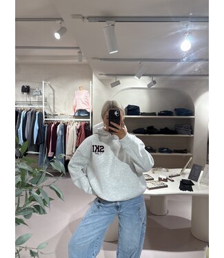 The Ski Club Hoodie Grey