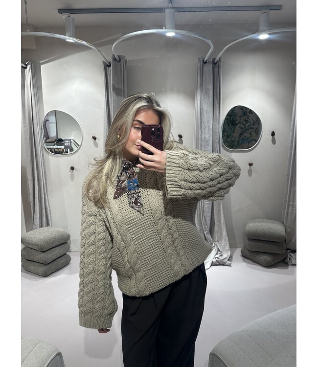 The Big Kabel Knit Beige