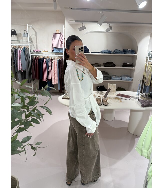 The June Blouse Getailleerd White