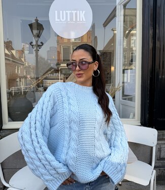 The Big Kabel Knit Light Blue