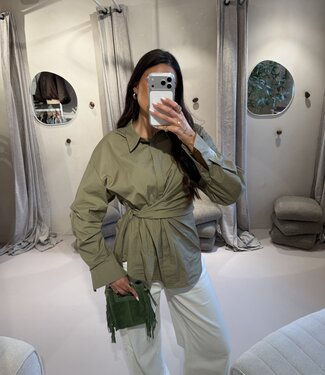 The June Blouse Getailleerd Khaki