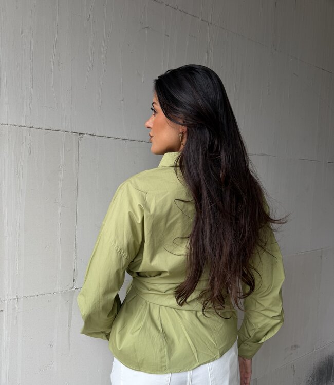 The June Blouse Getailleerd Green