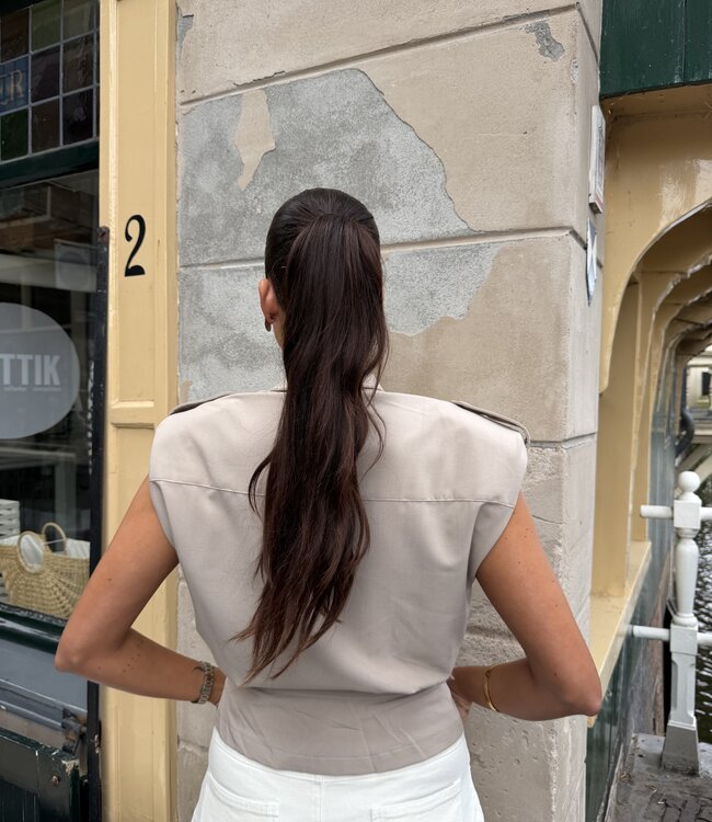 The Monaco Gilet Beige