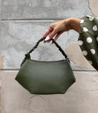 The Ivy Bag Army