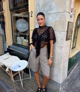 The Raven Lace Top Black
