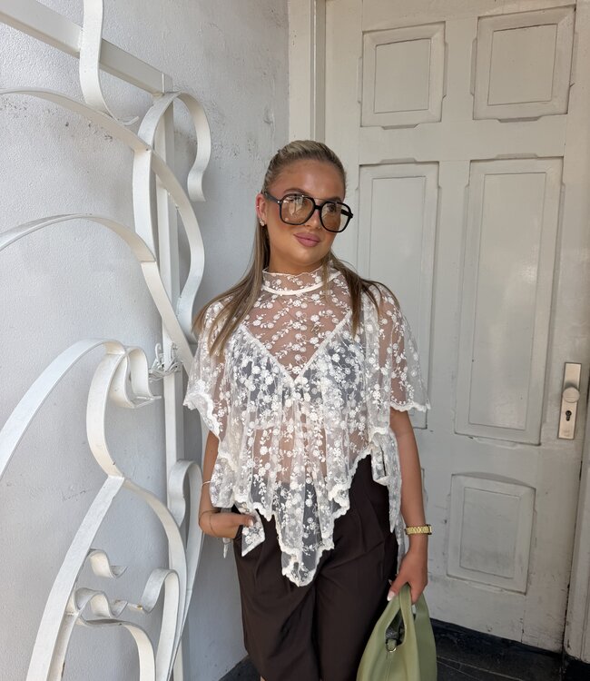 The Raven Lace Top Creme