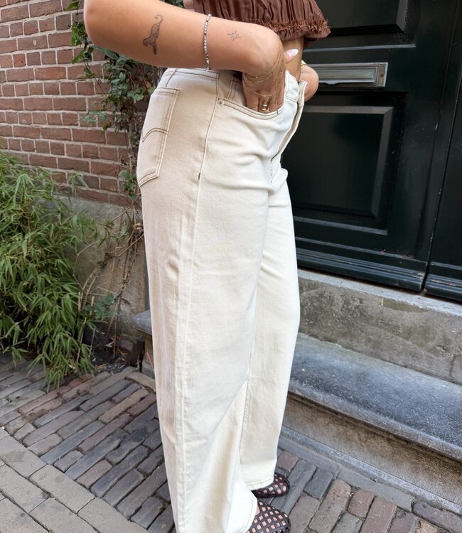 The Kate Beige Balloon Jeans