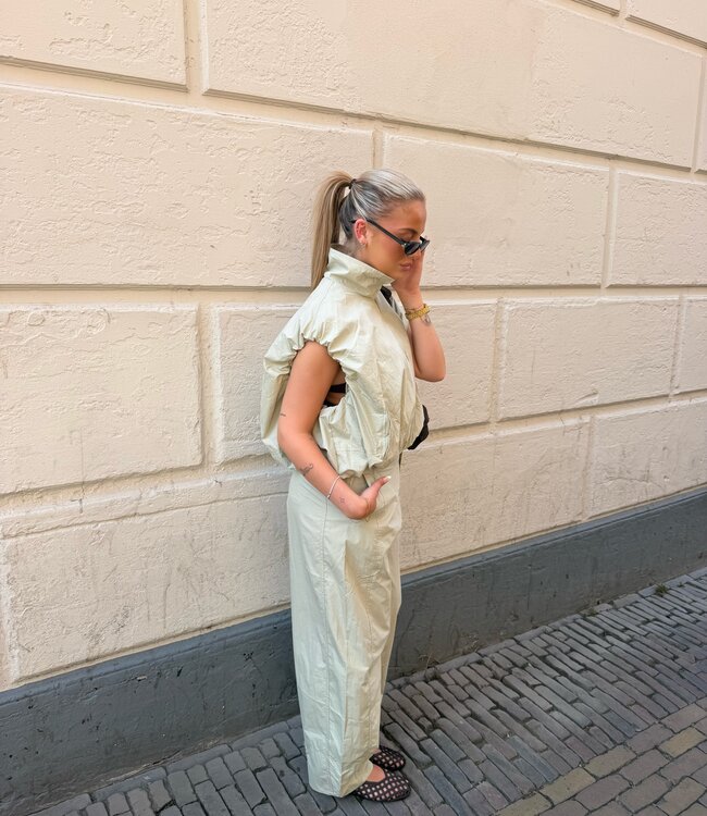 The Ambika Luisa Balloon Pants Light Green