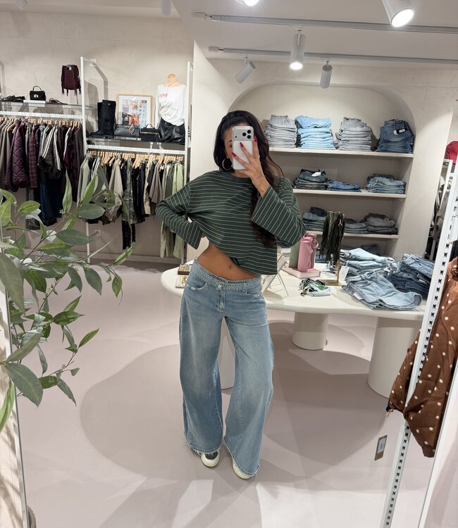 The Avery Jeans Light Blue