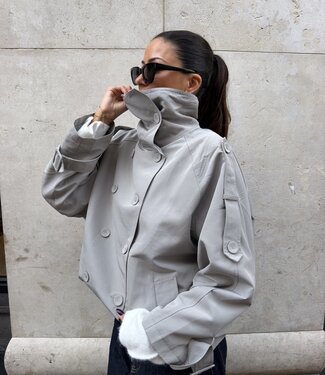 The Meadow Trench Jacket Light Grey