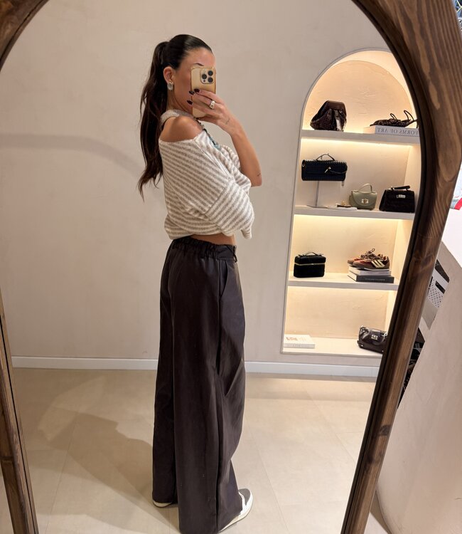 The Noa Faux Leather Pants Burgundy