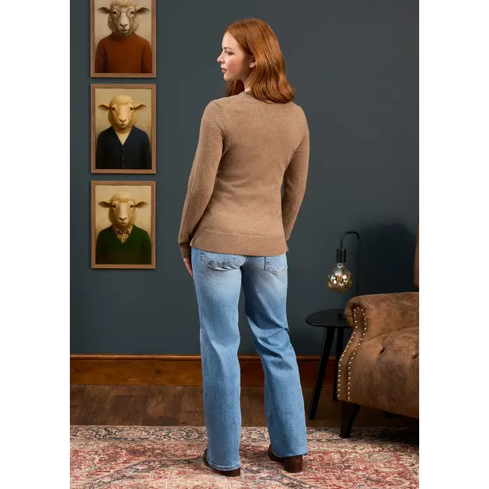 Alan Paine Alan Paine Isla ladies Inset v-neck cashmere trui |Pecan