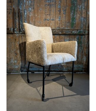 Marit in meerdere opties en stoffen leverbaar