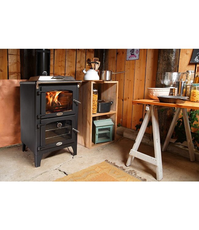 Charlton & Jenrick Go Eco Bake Chef