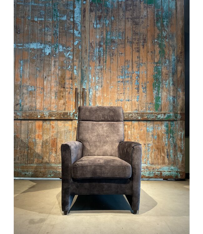 Fauteuil Simon zoals afgebeeld: in bekleding: C-Adore 67